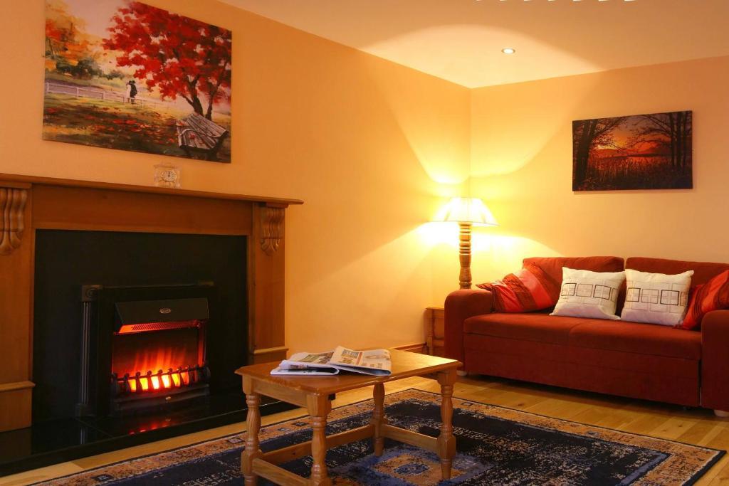 Mccarthy'S Lodge B&B Westport Exterior foto