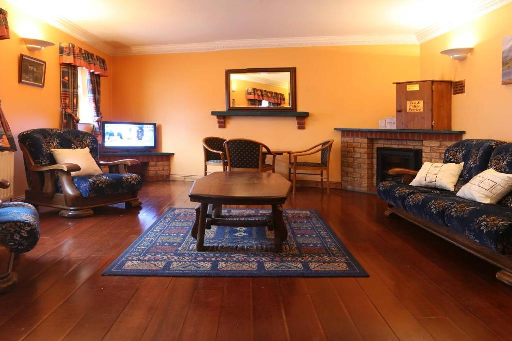 Mccarthy'S Lodge B&B Westport Exterior foto